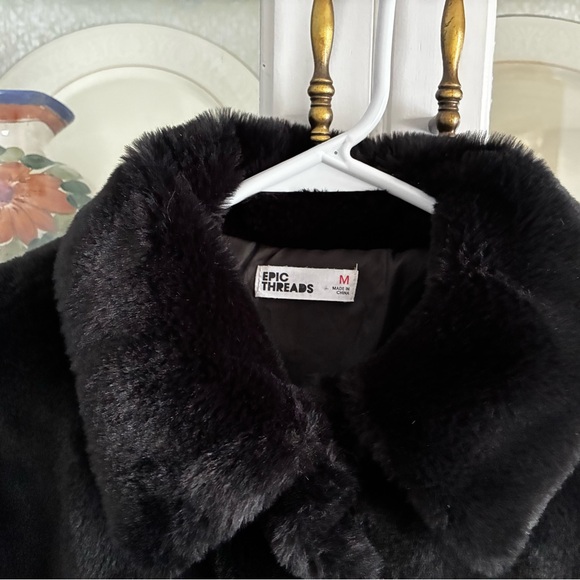 Epic Threads Black Faux Fur Sherpa Teddy Jacket Kids’ Medium - Picture 2 of 8